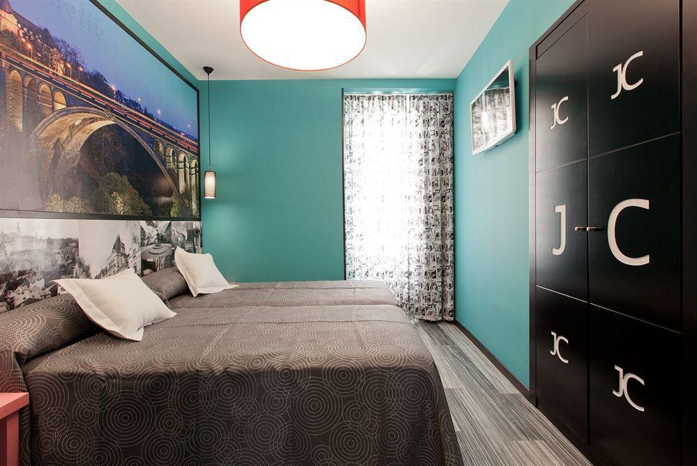 Jc Rooms Santo Domingo Madrid Exteriör bild