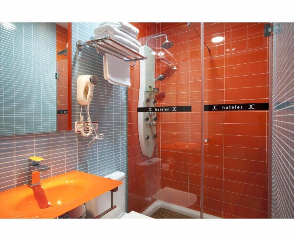 Jc Rooms Santo Domingo Madrid Exteriör bild